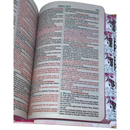 Bíblia Capa Dura Com Elástico Rosa E Medalhão Letra Gigante Com Harpa - Seja Forte E Aba Feminina