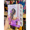 Bíblia Capa Dura Com Elástico Rosa E Medalhão Letra Gigante Com Harpa - Escolhida por Deus E Aba Feminina