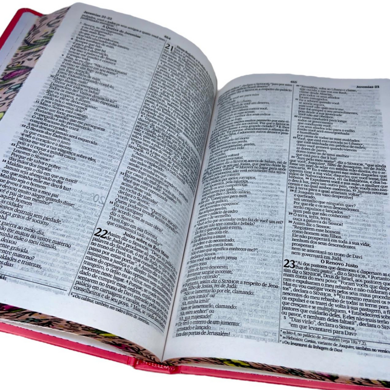Bíblia Floral Alegre Letra Normal Capa Dura Slim Feminina Nvi