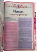 Bíblia de Estudo para o Cotidiano da Mulher Capa Dura Full Color Cerejeira Rosa NVA Gigante Feminina com Abas