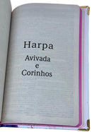 Bíblia Capa Dura com Elástico Rosa e Medalhão Letra Gigante - Leão Coroa