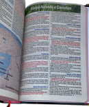 Bíblia Capa Dura Com Elástico Rosa e Medalhão Letra Gigante Com Harpa - Seja Forte E Corajosa Preta