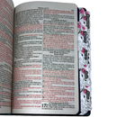 Bíblia Leão Deus Pai Letra Gigante Capa Dura Com Harpa E Abas Adesivas Feminina Arc