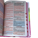 Bíblia Das Meninas Corajosas Rosa Letra Gigante Infantil Capa Dura Com Harpa e Índice Feminina Arc