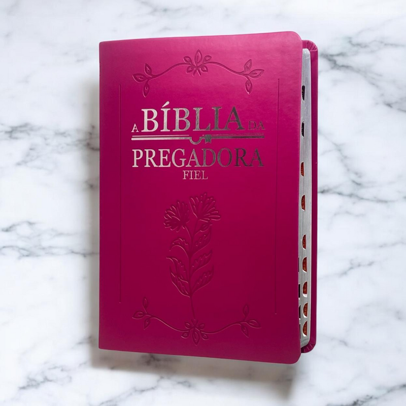 Bíblia Da Pregadora Fiel Pink Com Estudo Letra Gigante Capa Flexível Com Índice Feminina Arc