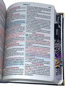 Bíblia Evangélica Com Harpa Com Elástico e Abas Adesivas Capa Dura Letra Hipergigante Leão Universo