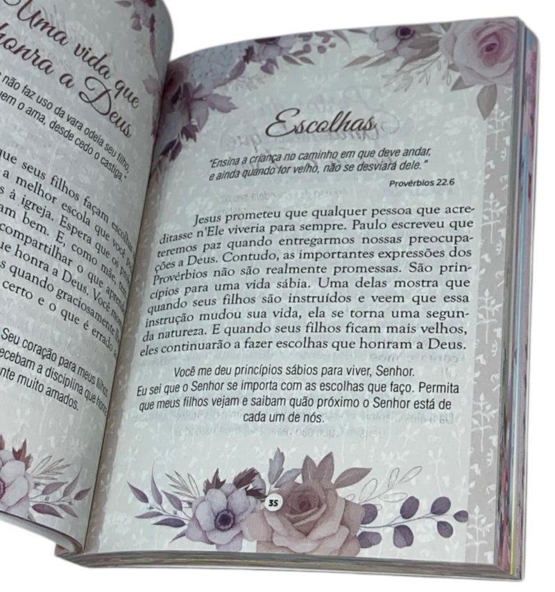 Livro Devocional Lettering 3 Minutos De Sabedoria Para Mulheres Capa Brochura