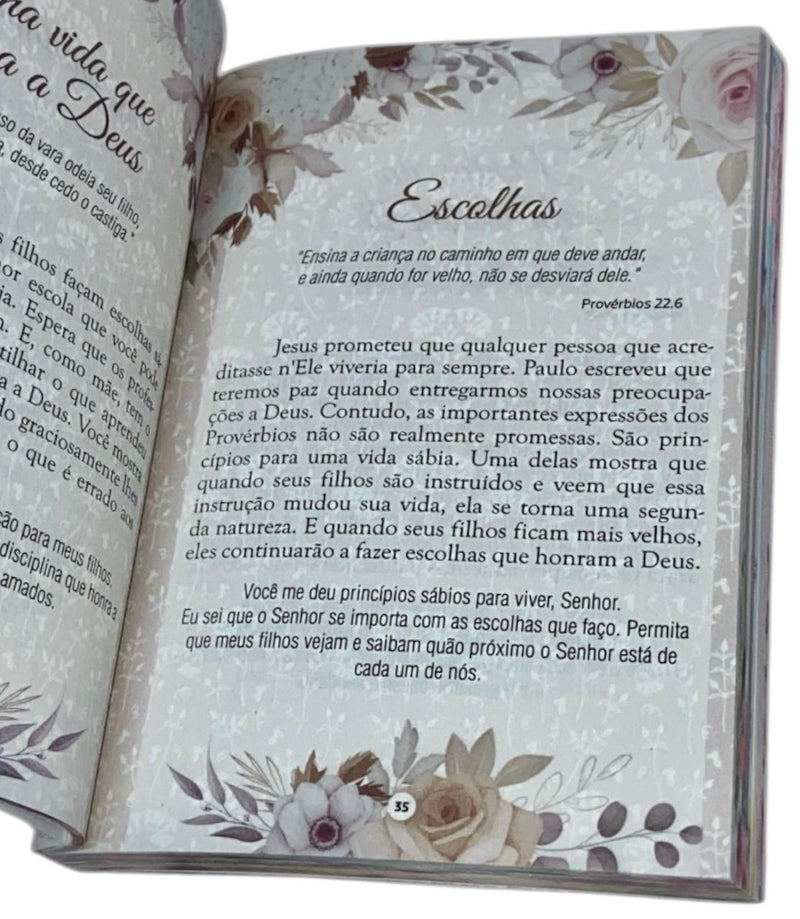 Livro Devocional Aquietai-Vos 3 Minutos De Sabedoria Para Mulheres Capa Brochura