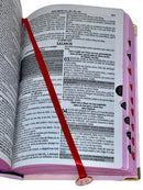 Bíblia Feminina Capa Semiflexivel Com Elástico Rosa e Medalhão Letra Gigante Com Índice - O Senhor Te Sustenta