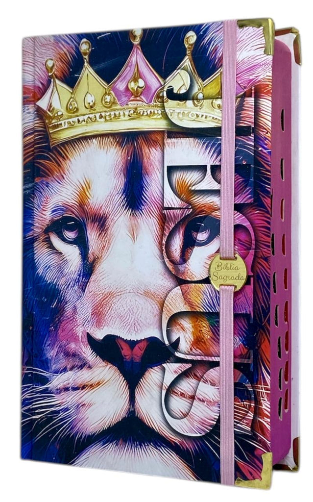 Bíblia Capa Dura com Elástico Rosa e Medalhão Dourado Letra Gigante - Leão Coroa + Índice