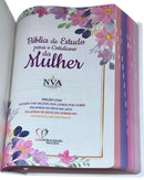 Bíblia De Estudo Para o Cotidiano Da Mulher Branca Capa Dura Letra Gigante - NVA