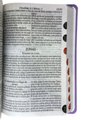 Bíblia Sagrada Feminina Lilás Letra Hipergigante Capa Semi Flexível Harpa e Corinhos