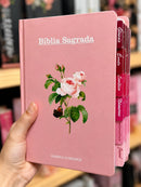 Bíblia Flor Rosa Letra Hipergigante Capa Dura Com Harpa e Aba Já Colada Arc