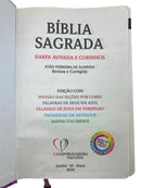 Bíblia Capa Dura Com Elástico Roxo E Medalhão Letra Gigante Com Harpa - Escolhida por Deus E Índice