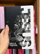 Bíblia Leão Jesus Letra Gigante Capa Dura Com Harpa E Abas Já Coladas Feminina Arc