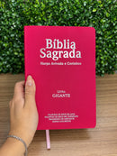 Kit 02 Bíblias Pink Evangélicas Letra Gigante Capa Semiflexível ARC Com Harpa e Índice Feminina