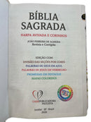 Bíblia Sagrada Capa Semiflexível Letra Gigante Promessas ARC e Índice Ele Nos Amou Feminina