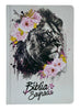Kit 2 Bíblias Femininas Sagradas Capa Dura Letra Gigante e Hipergigante Harpa ARC Jardim Secreto e Leão Flores Rosa