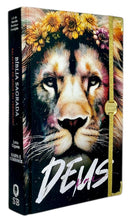 Bíblia Capa Dura Com Elástico Dourado e Medalhão Letra Gigante - Leão Deus Pai + Índice