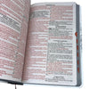 Bíblia Sagrada Capa Semiflexível Letra Gigante Promessas ARC e Índice Leão Yeshua P&B Fem e Masc
