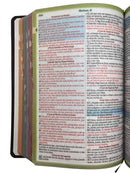 Kit 02 Bíblias Preta e Marrom Evangélicas Letra Gigante Capa Semiflexível ARC Com Harpa e Índice Fem & Masc