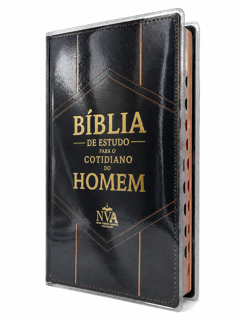 Kit de Capa Protetora + Bíblia de Estudo para o Cotidiano do Homem com Índice Capa Dura NVA Gigante Masculino