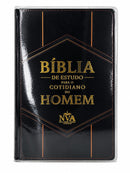 Kit de Capa Protetora + Bíblia de Estudo para o Cotidiano do Homem com Índice Capa Dura NVA Gigante Masculino