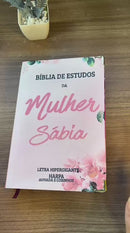 Bíblia Sagrada Mulher Sábia Estudo Capa Luxo Flexível Aqua Arc Letra Hipergigante Com Harpa e Abas Adesivas